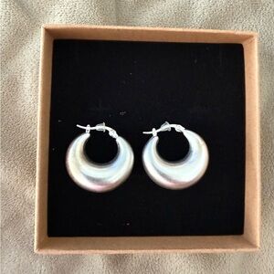 Elegant Silver Tone Hoop Earrings